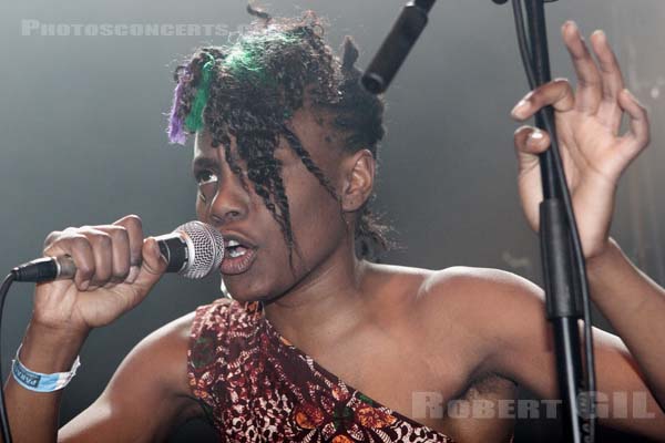 NOISETTES - 2006-04-03 - PARIS - Nouveau Casino - 